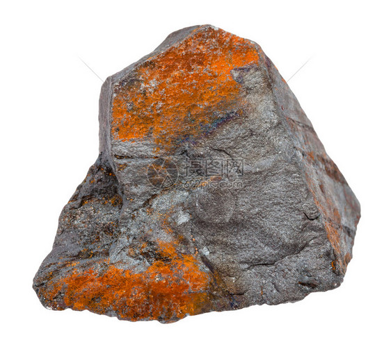对天然岩石标本的大规模在巴西白背景上与巴西分离的粗湿铁矿石图片