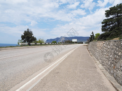 山区沥青路图片