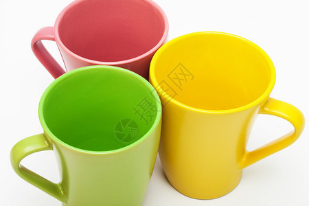黄色绿和粉咖啡杯图片