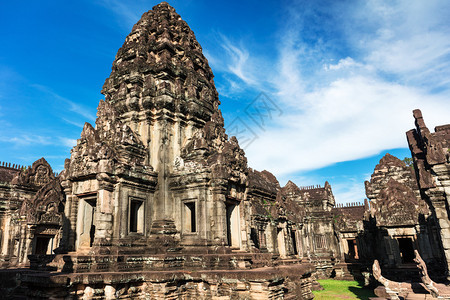 柬埔寨暹粒吴哥地区BanteaySrey寺庙的废墟图片