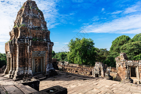 柬埔寨暹粒吴哥地区东Mebon寺庙废墟图片