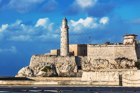 灯塔和哈瓦那旧堡垒图片