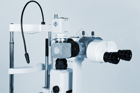 现代和强大的医学研究显微镜背景图片