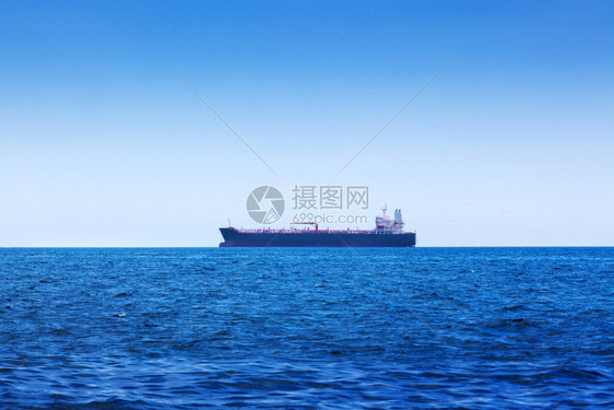 海洋湾现代油轮图片