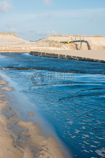 向大西洋进行沉积物移位干预以优化葡萄牙奥瓦尔的流体动力平衡图片