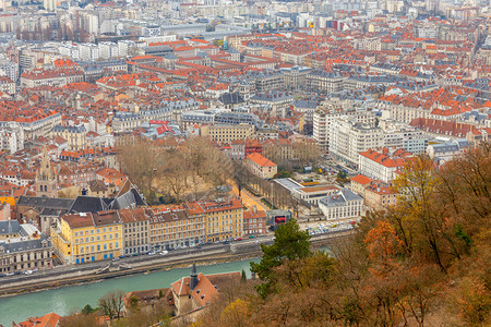 从法国格勒诺布尔的巴斯蒂山对这座城市的空中观察格勒诺布尔对这座城市的空中观察图片