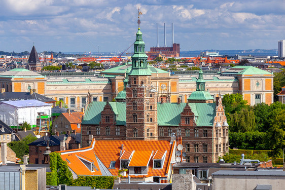 环形塔的空中景象哥本哈根丹麦城市的空中景象图片