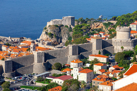 城市中世纪历史部分圣劳伦斯堡的空中景象一个晴朗的早晨Dubrovnik克罗地亚杜布夫尼克圣劳伦斯堡早上图片