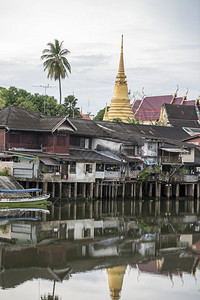 泰国北部昌塔布里市老城梅南昌塔布里河昌塔布翁海滨的watBot泰国Chanthaburi2018年11月泰国CHANTHABUR图片