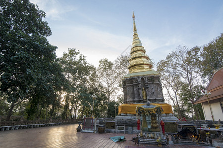 这座寺庙位于湄公河金三角的清盛镇位于泰国北部清莱市的北部泰国ChiangSean2019年11月泰国ChiangSAENWATP图片