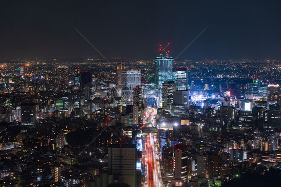 日本东京世谷线和市3号大都会高速公路空中视图图片