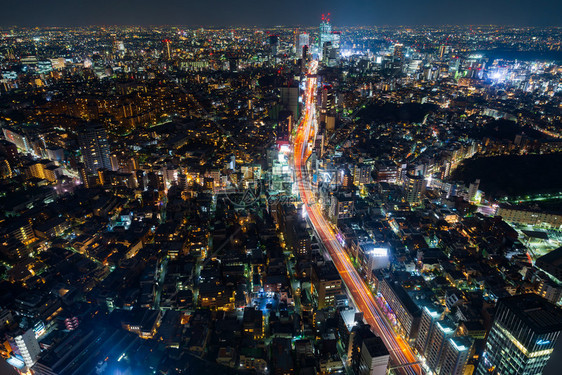 日本东京世谷线和市3号大都会高速公路空中视图图片