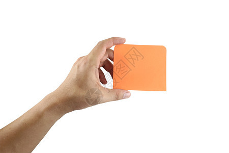 这名男子的手臂手上拿着橙色的便笺纸隔离在白色背景上有剪纸路径背景图片