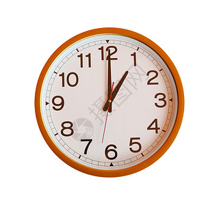 循环四箭头橙色墙壁时钟在白背景上一点钟被隔绝背景