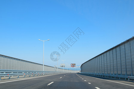 俄罗斯塔曼克里米亚桥2018年7月9日通往克里米亚桥的道路新通往克里米亚桥的道路图片