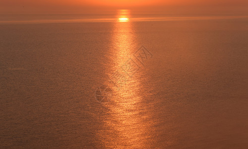 海上的黎明亚速海日出海上的黎明亚速海日出图片