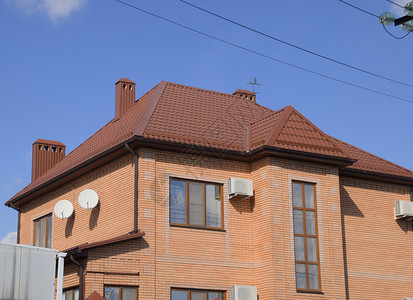 屋顶上装饰的金属瓷砖屋顶的种类房顶上的装饰金属屋顶上的装饰金属房屋顶上的装饰金属图片