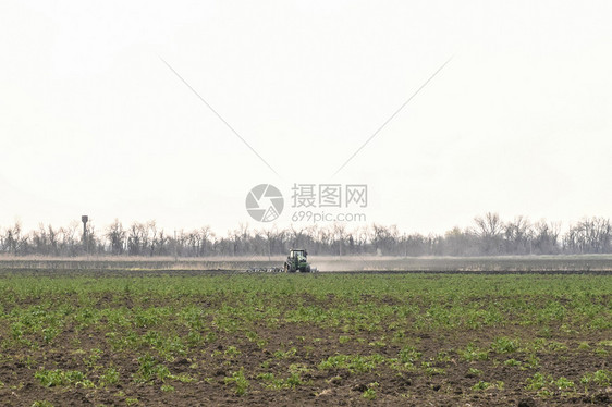 工作农业机械拖拉耕种土壤工艺图片