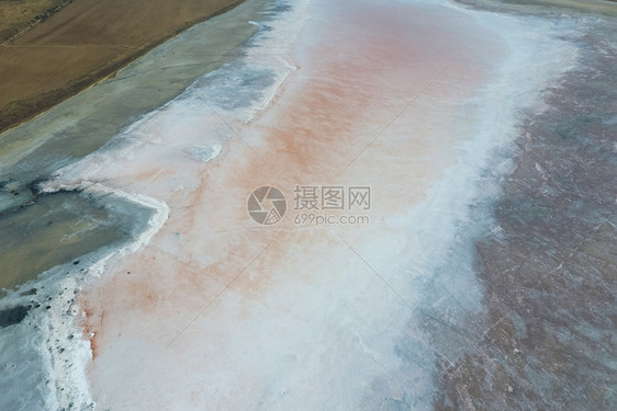 亚速海沿岸的盐湖前河口从上面看干涸的湖泊鸟瞰盐湖亚速海沿岸的盐湖前河口从上面看干涸的湖泊鸟瞰盐湖图片