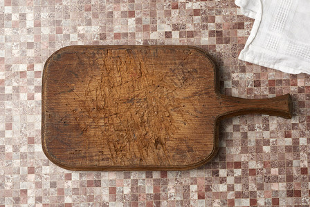 空棕色非常古老的厨房剪切板带有把手顶视图图片