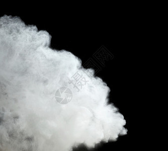黑底的白面粉粒子飞向不同方爆炸和飞溅关闭图片
