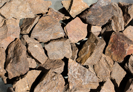 Bronzite宝石作为天然矿物岩标本图片