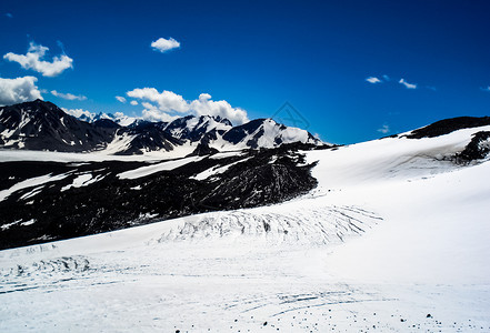 洛杉矶的雪山景观图片