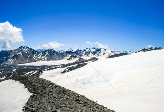 雪山景观山上有雪山地景观雪山景观山上有雪洛杉矶山图片