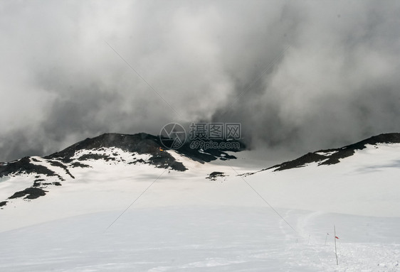 雪山景观山上有雪山地景观雪山景观山上有雪洛杉矶山图片