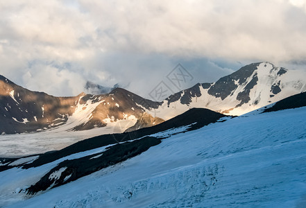 雪山景观山上有雪山地景观雪山景观山上有雪洛杉矶山图片