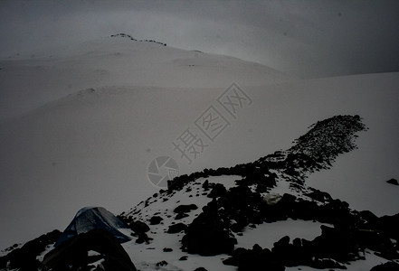 雪山景观山上有雪山地景观雪山景观山上有雪洛杉矶山图片