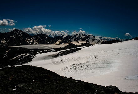 雪山景观山上有雪山地景观雪山景观山上有雪洛杉矶山图片