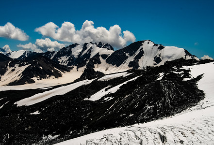 雪山景观山上有雪山地景观雪山景观山上有雪洛杉矶山图片