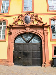古董的门和以拱和的形式成文化遗产图片