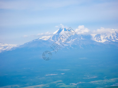 堪察卡的自然质堪察卡半岛的景观和光辉象堪察卡的观山脉和堪察卡火图片