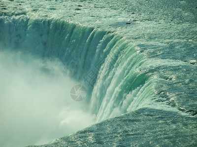 尼亚加拉瀑布河上瀑布综合物图片