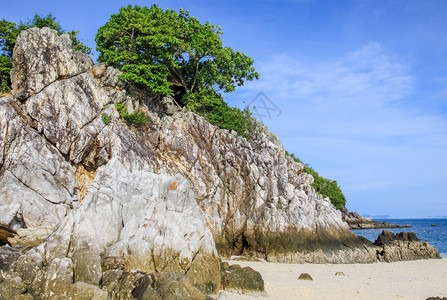 泰国普吉岛海边的岩石泰国海边的岩石图片