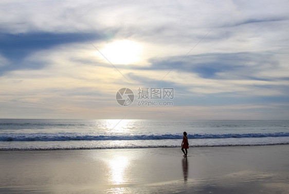 海上阳光灿烂的日落海的地平线海上阳光灿烂的日落海的地平线图片