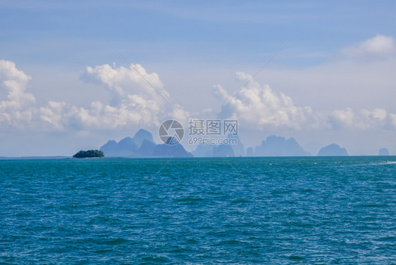 泰国普吉岛的海滩和岸线图片