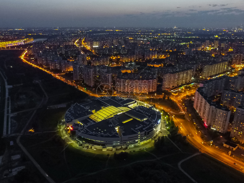 莫斯科市的顶端景色莫斯科之夜市的灯光图片