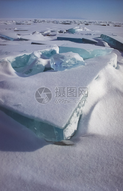 贝加尔湖淡水冰块冻贝加尔湖冬季面冰雪贝加尔湖大自然的美丽贝加尔湖淡水冰块冻图片