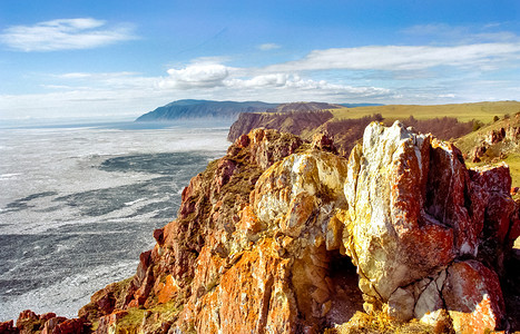 Baikal海岸悬崖Baikal海岸的美丽质Baikal海岸悬崖Baikal海岸的美丽质图片