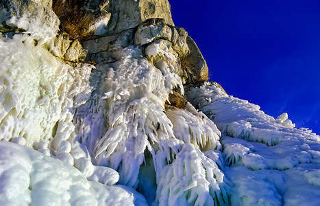 贝加尔岛的冬天湖面冰雪冬天贝加尔岛自然的美丽白加尔岛的冬天湖面冰雪图片