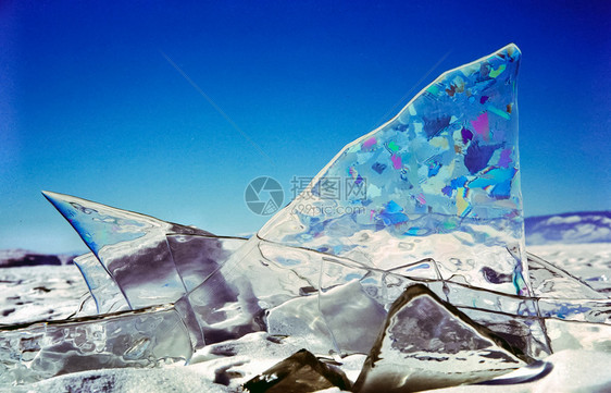 贝加尔湖淡水冰块冻贝加尔湖冬季面冰雪贝加尔湖大自然的美丽贝加尔湖淡水冰块冻图片