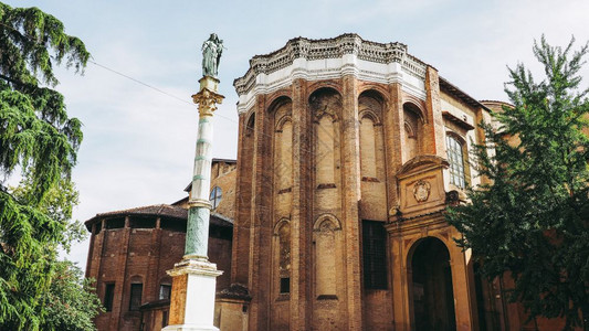 意大利波洛尼亚圣多梅科教堂波洛亚圣多梅科教堂图片