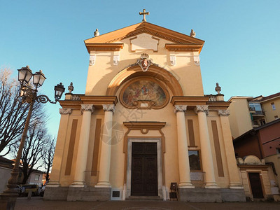 意大利格鲁亚斯科的圣卡西诺玛蒂尔教堂格鲁利亚斯科的圣卡西诺教堂图片