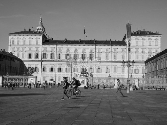 2018年月日PalazzoReale意指皇宫的黑白两色图片