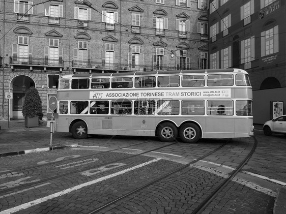 2018年月日在Trolley节的黑白Trolley黑白两色红双层公共汽车VibertiCV61图片