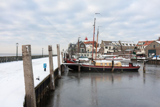 冬季荷兰捕渔港乌尔克Urk村图片
