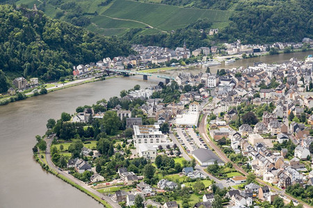 摩泽尔河德国城市特拉本特拉巴赫鸟瞰图图片